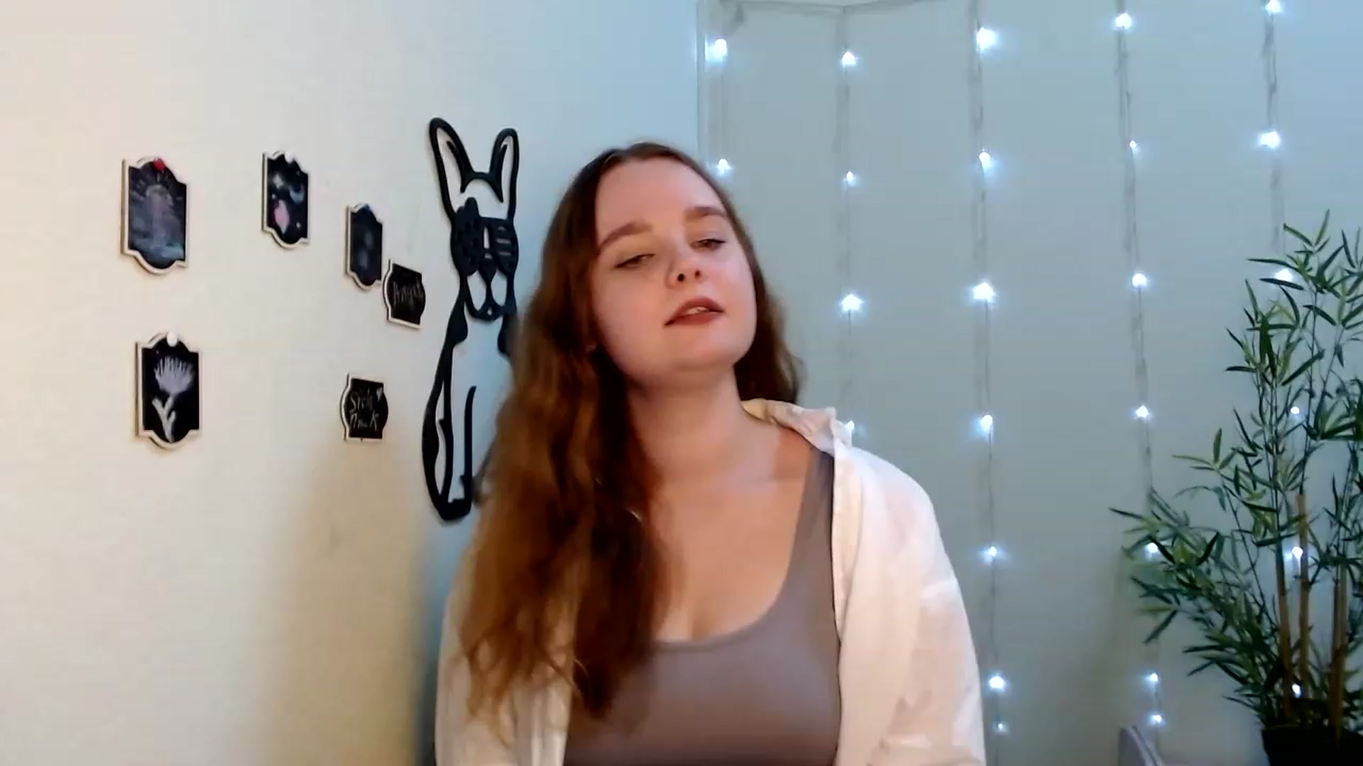 Gallery image thumbnail from Cold_Moon's myfreecams stream on, 06/25/2023, 13:42 image 8 of 20