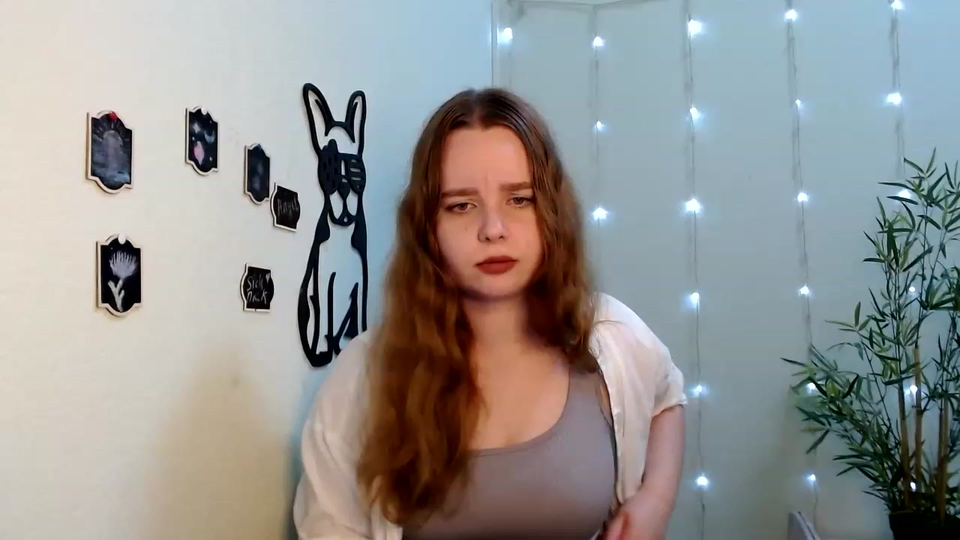 Gallery image thumbnail from Cold_Moon's myfreecams stream on, 06/25/2023, 13:42 image 5 of 20