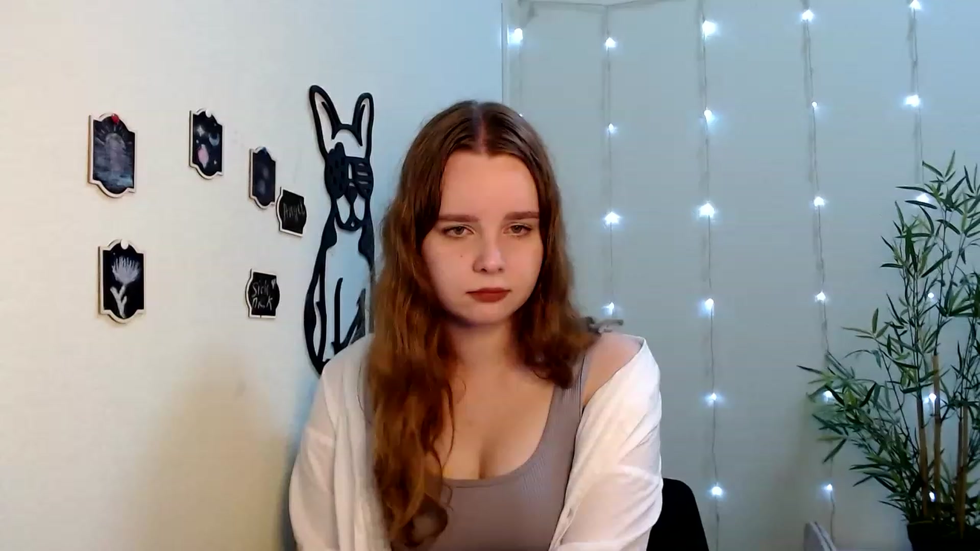 Gallery image thumbnail from Cold_Moon's myfreecams stream on, 06/25/2023, 13:42 image 1 of 20