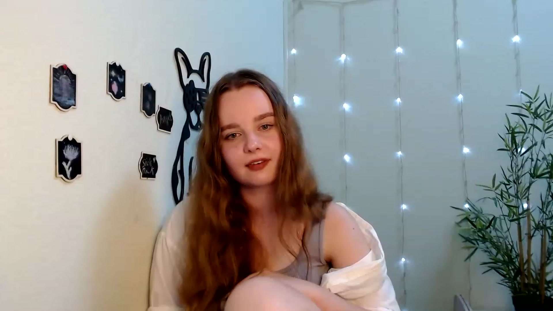 Gallery image thumbnail from Cold_Moon's myfreecams stream on, 06/25/2023, 13:42 image 18 of 20