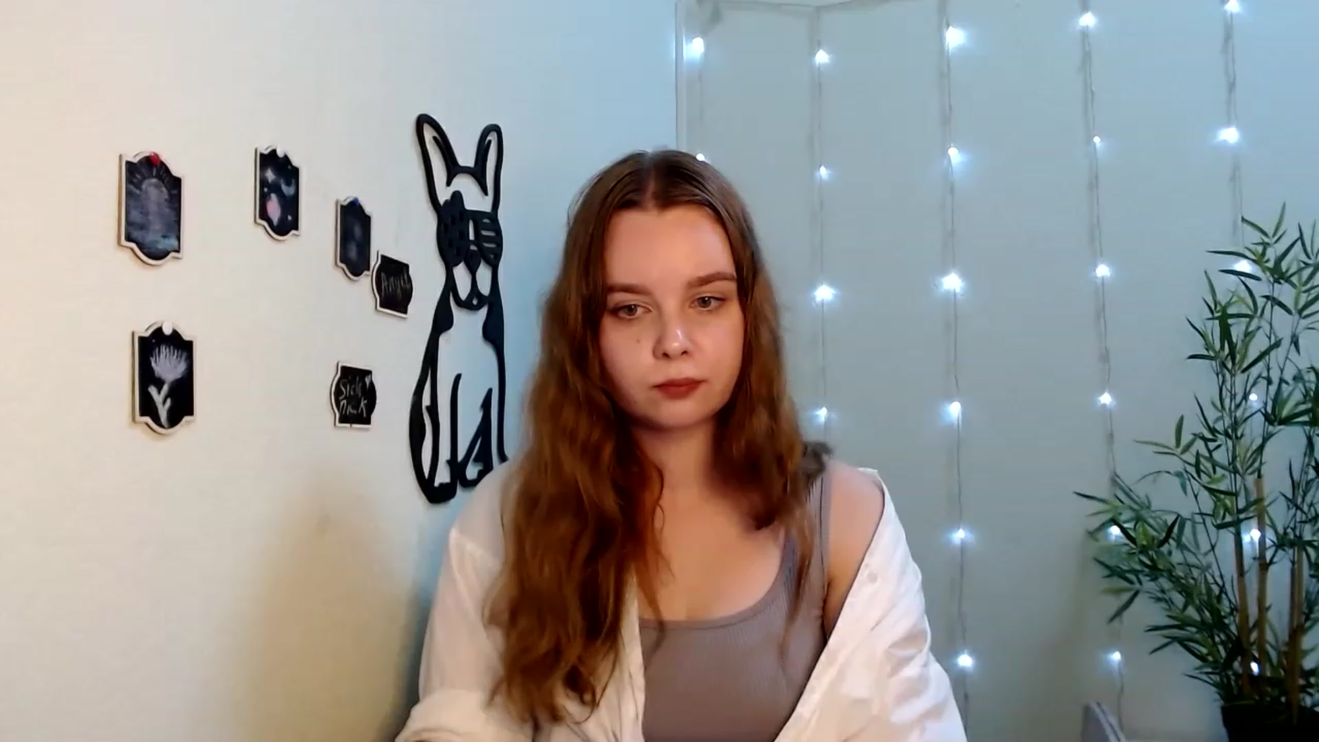 Gallery image thumbnail from Cold_Moon's myfreecams stream on, 06/25/2023, 16:06 image 8 of 20