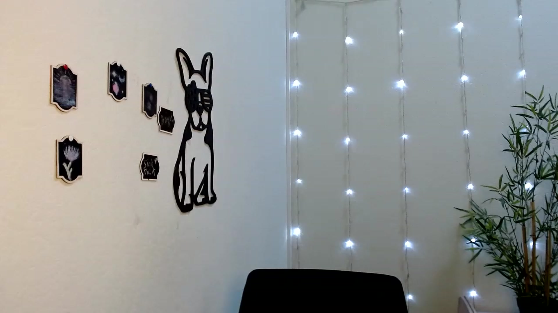 Gallery image thumbnail from Cold_Moon's myfreecams stream on, 06/25/2023, 16:41 image 2 of 20
