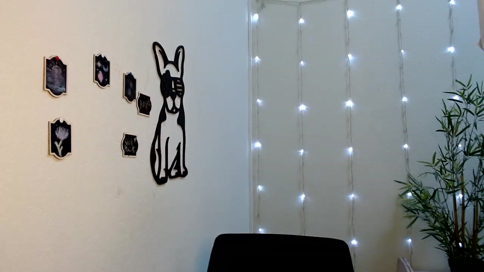Gallery image thumbnail from Cold_Moon's myfreecams stream on, 06/25/2023, 16:41 image 4 of 20