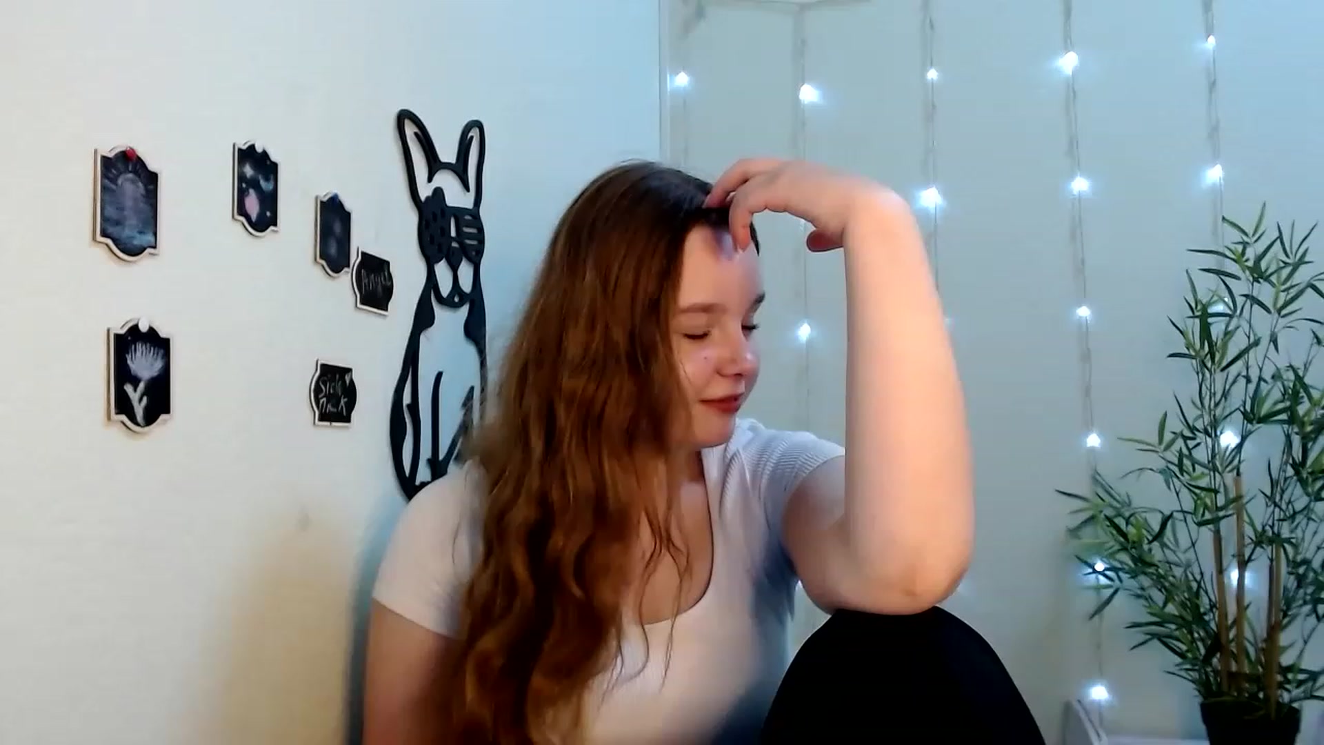 Gallery image thumbnail from Cold_Moon's myfreecams stream on, 06/26/2023, 08:09 image 2 of 20