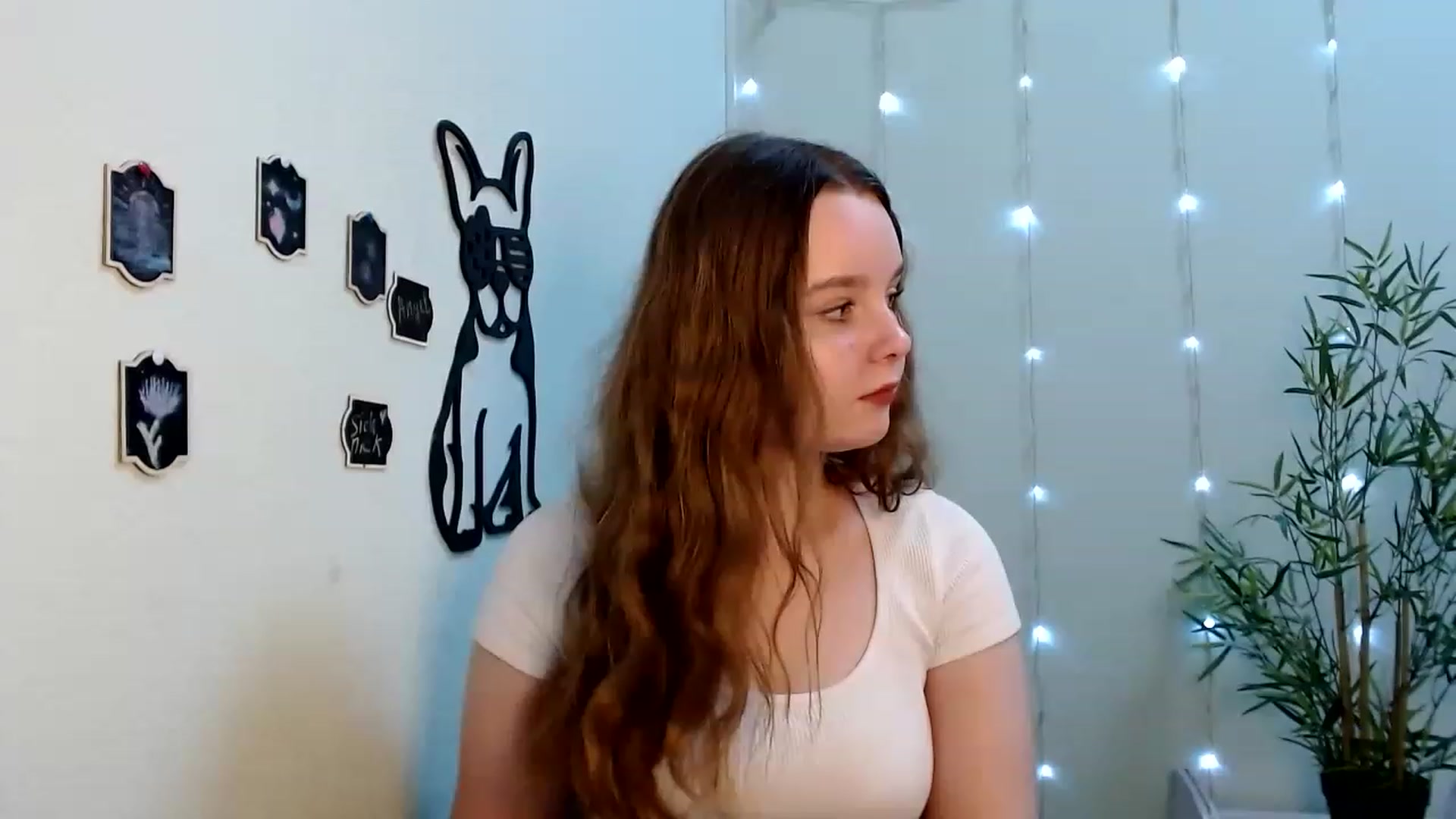 Gallery image thumbnail from Cold_Moon's myfreecams stream on, 06/26/2023, 08:09 image 9 of 20
