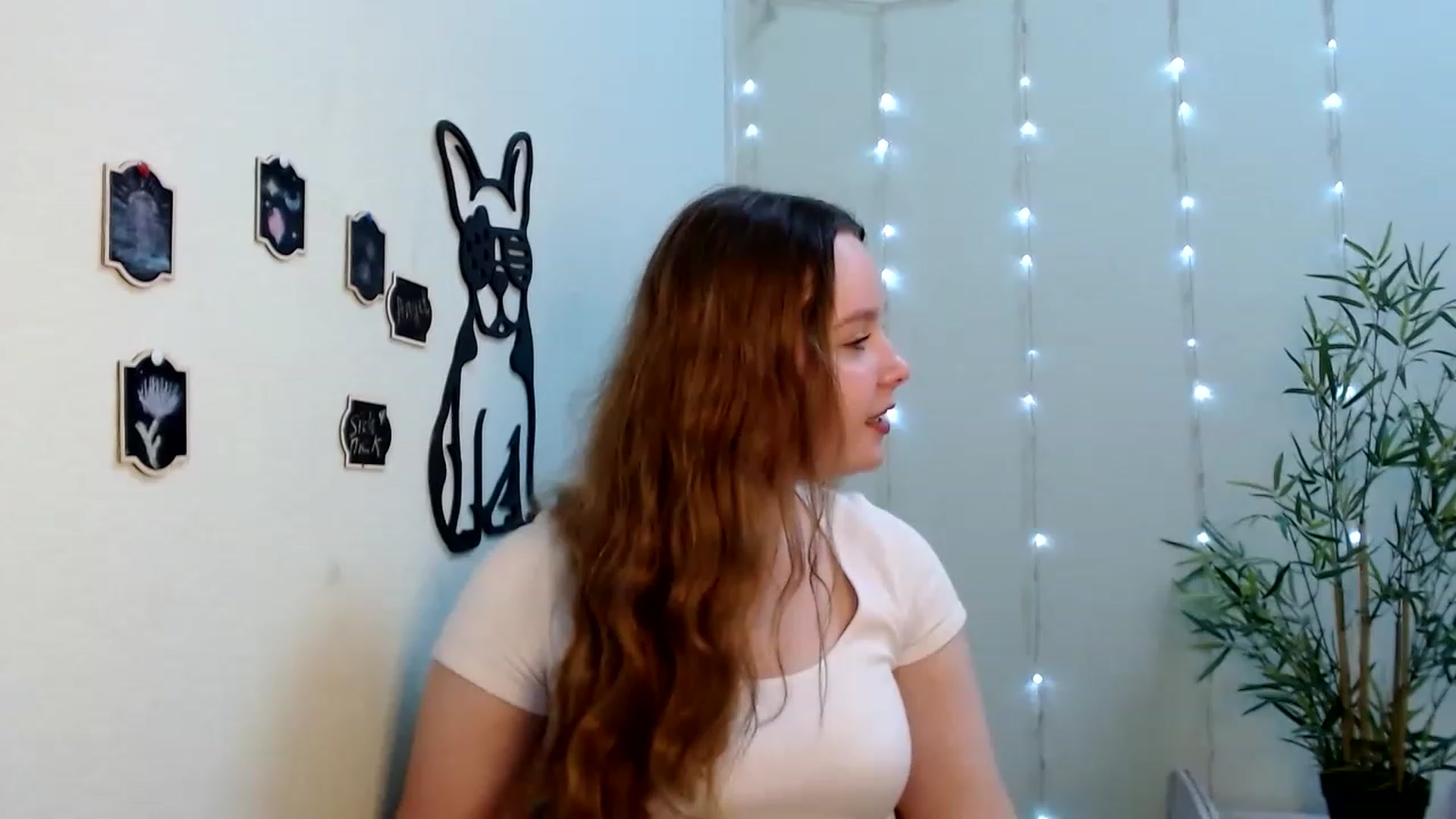 Gallery image thumbnail from Cold_Moon's myfreecams stream on, 06/26/2023, 08:09 image 3 of 20