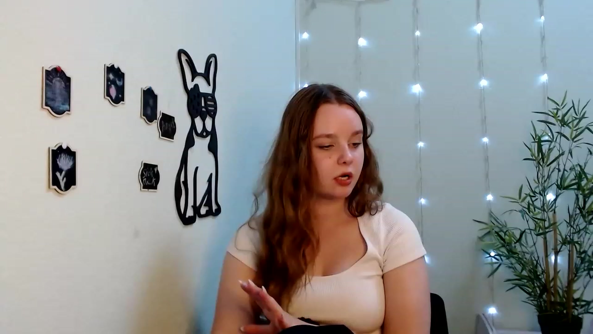 Gallery image thumbnail from Cold_Moon's myfreecams stream on, 06/26/2023, 11:10 image 20 of 20