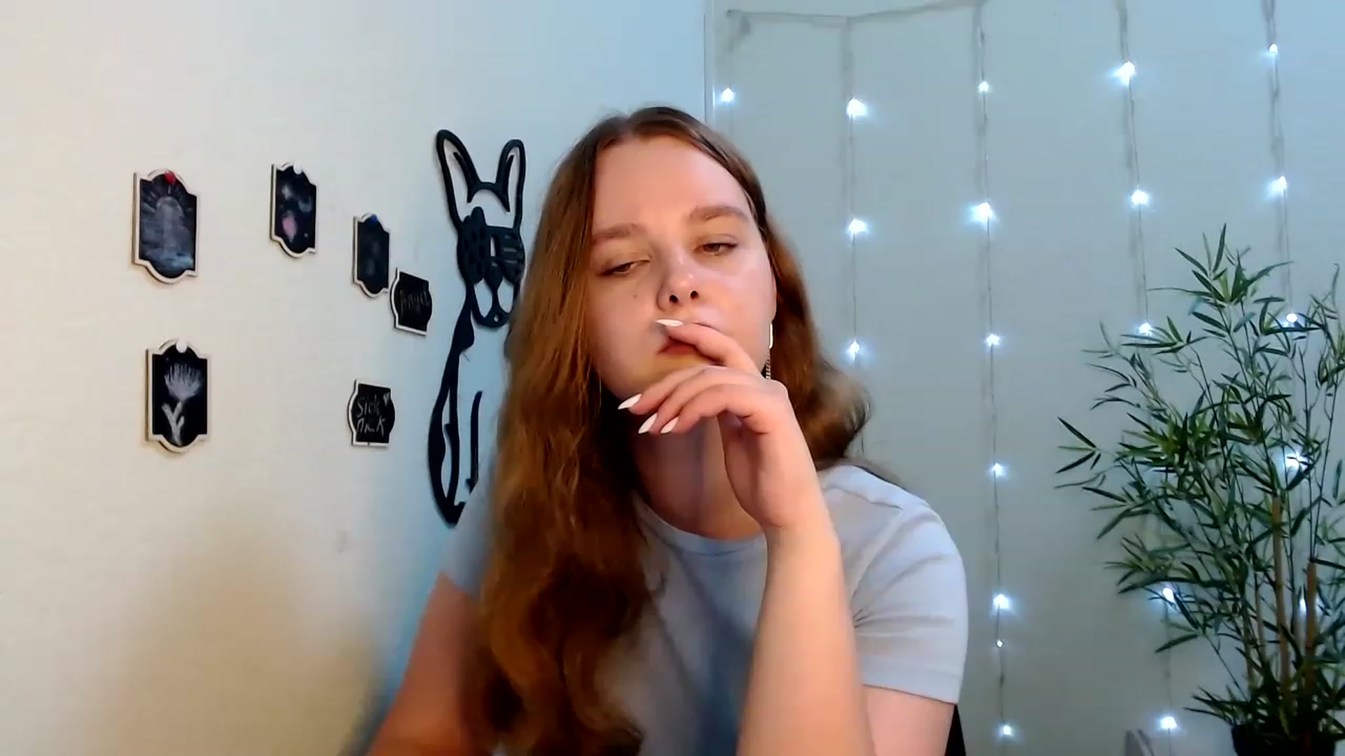 Gallery image thumbnail from Cold_Moon's myfreecams stream on, 07/25/2023, 11:23 image 19 of 20