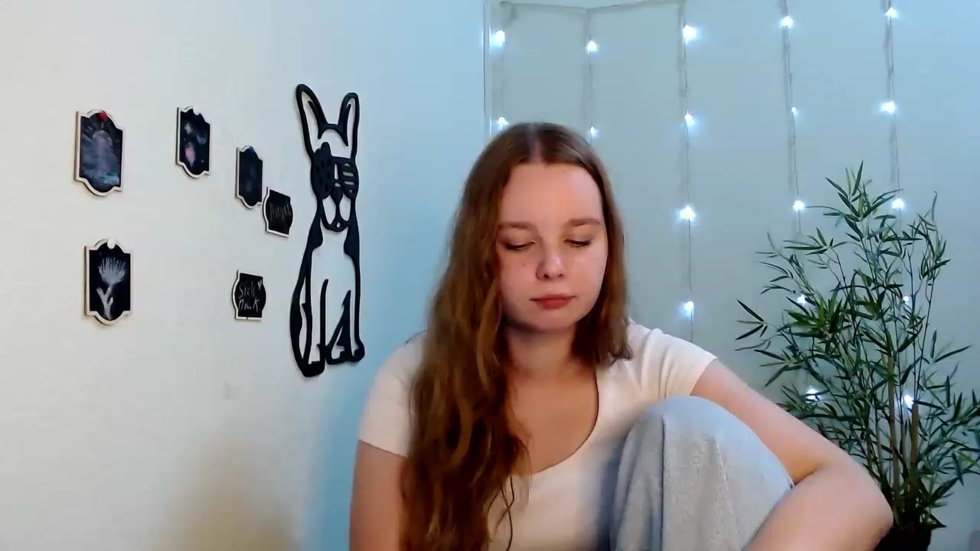 Gallery image thumbnail from Cold_Moon's myfreecams stream on, 07/31/2023, 12:55 image 4 of 20
