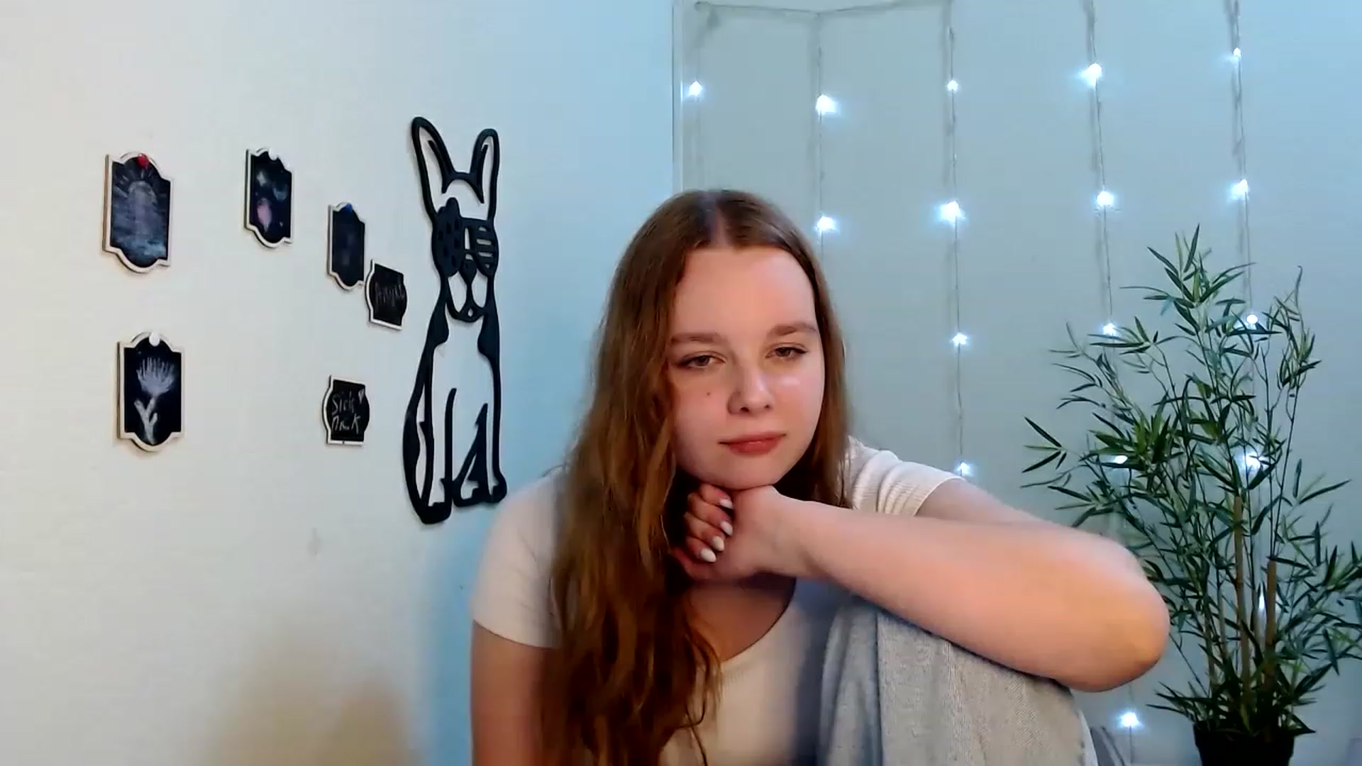 Gallery image thumbnail from Cold_Moon's myfreecams stream on, 07/31/2023, 12:55 image 3 of 20