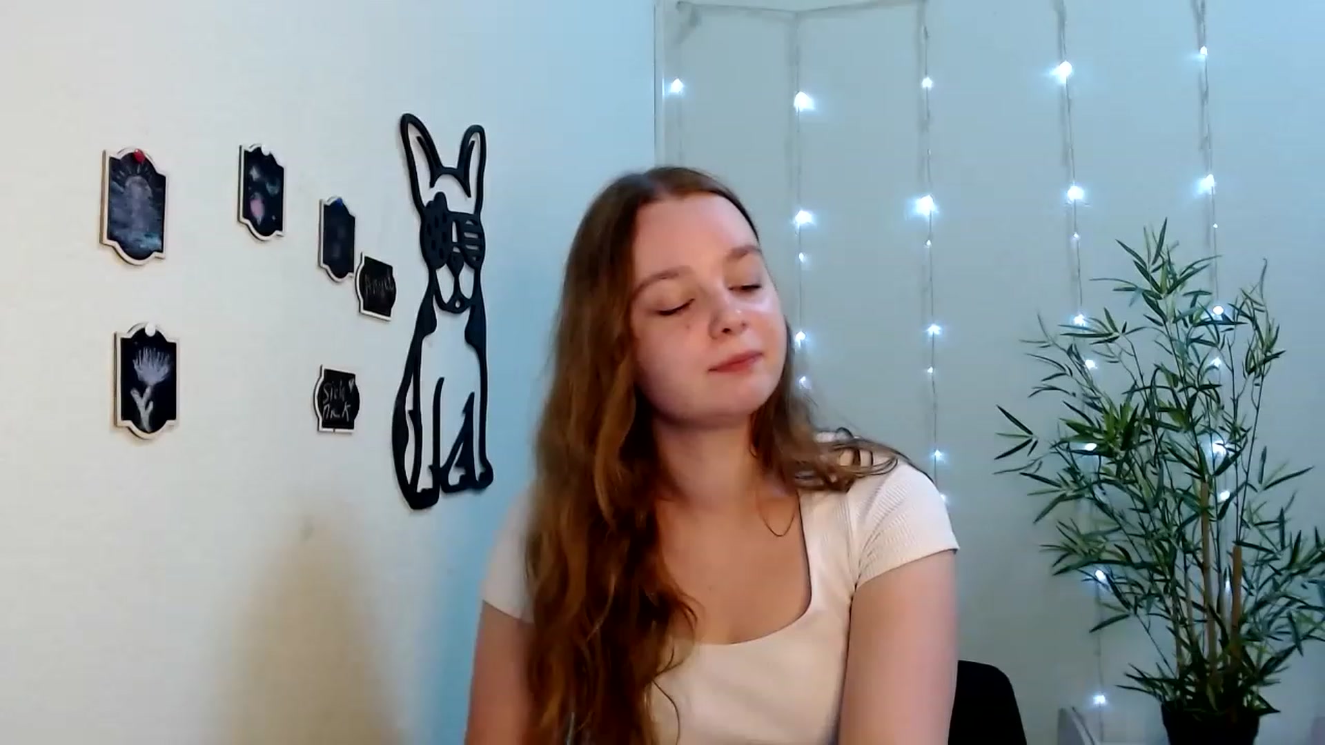 Gallery image thumbnail from Cold_Moon's myfreecams stream on, 07/31/2023, 12:55 image 20 of 20
