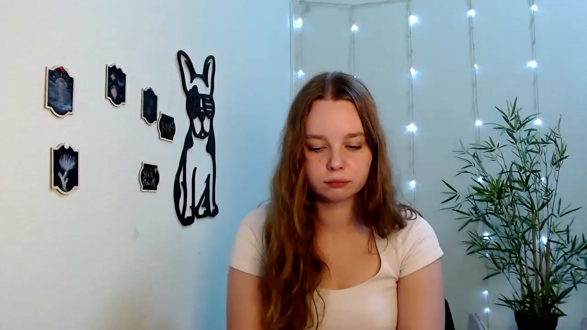 Gallery image thumbnail from Cold_Moon's myfreecams stream on, 07/31/2023, 12:55 image 18 of 20