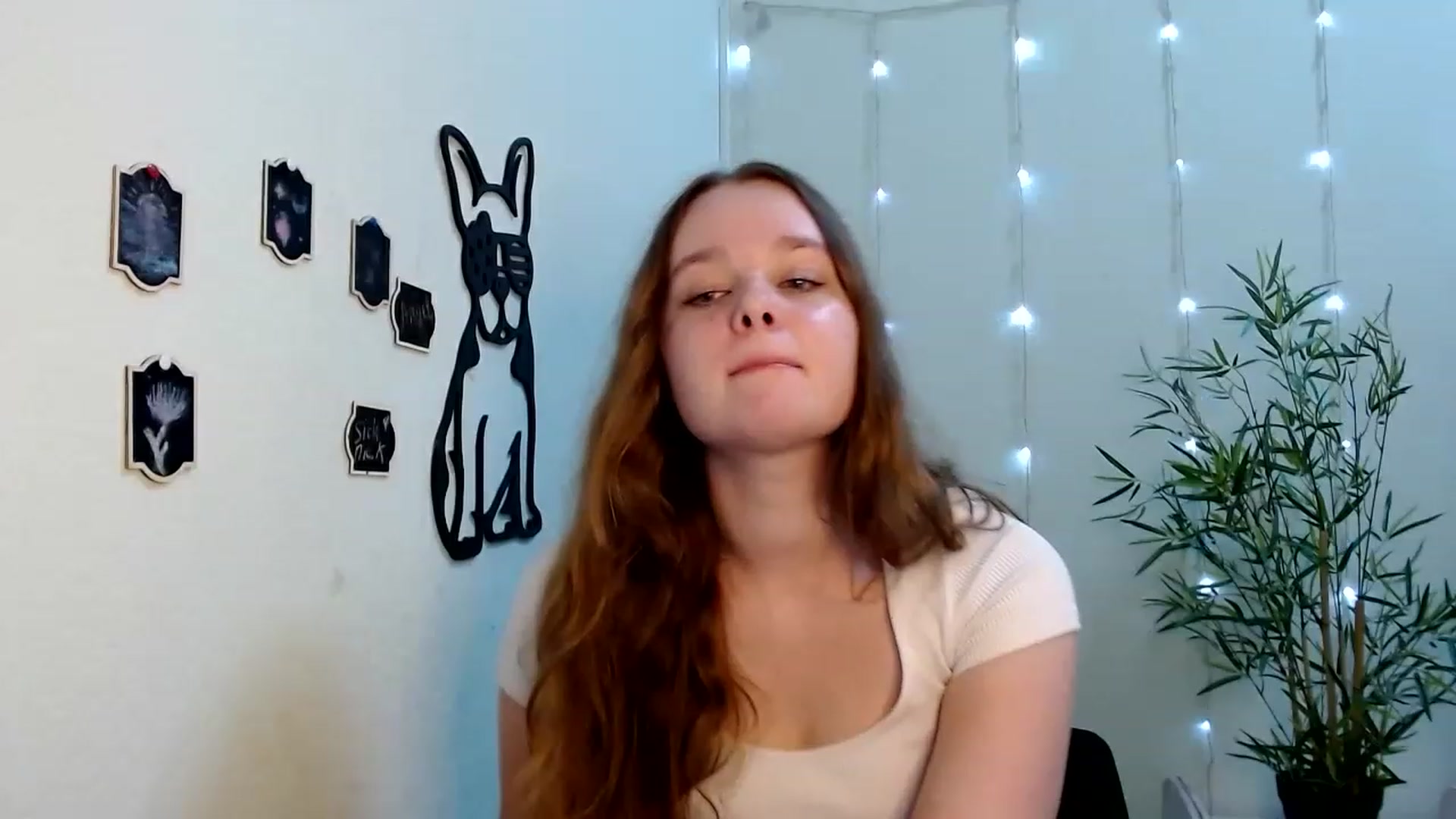 Gallery image thumbnail from Cold_Moon's myfreecams stream on, 07/31/2023, 12:55 image 16 of 20