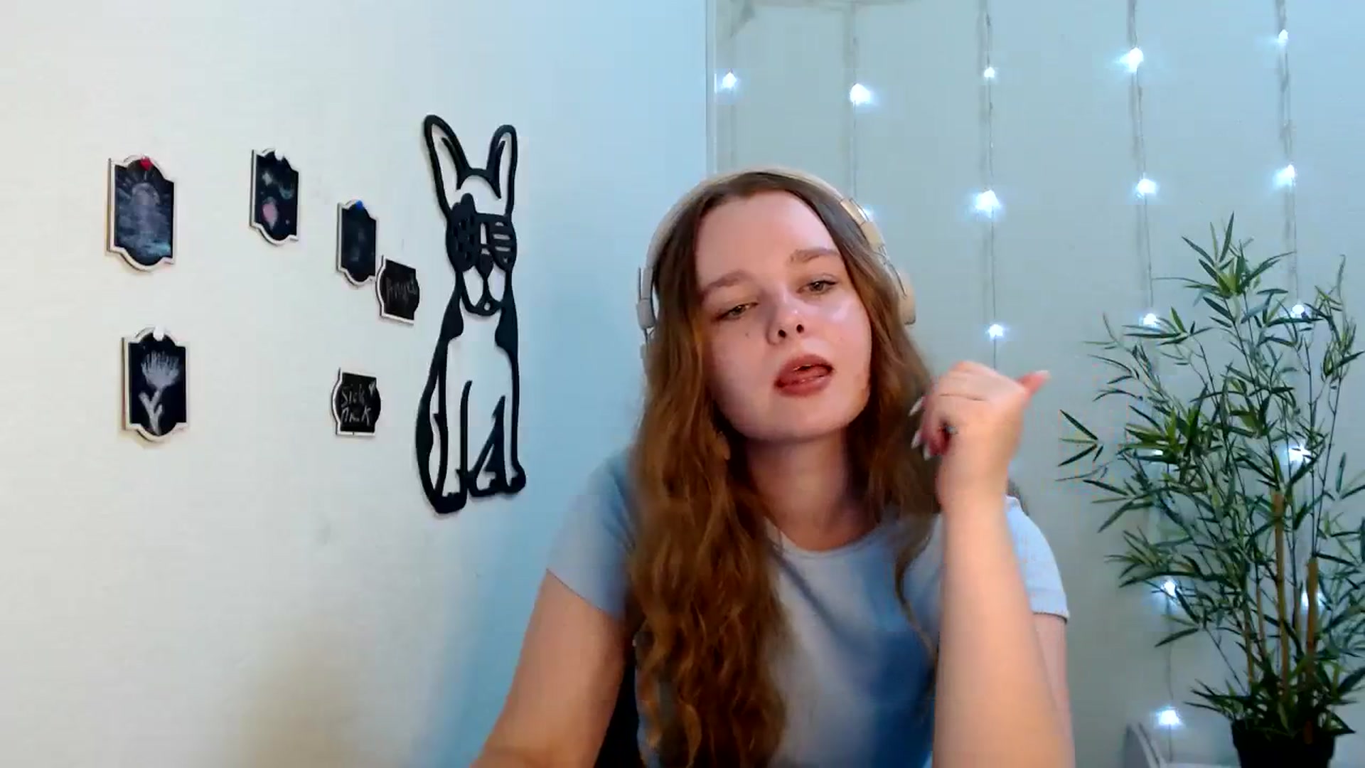Gallery image thumbnail from Cold_Moon's myfreecams stream on, 08/03/2023, 11:15 image 2 of 20