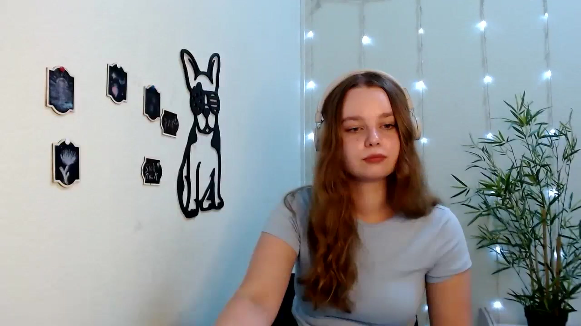 Gallery image thumbnail from Cold_Moon's myfreecams stream on, 08/03/2023, 11:56 image 13 of 20