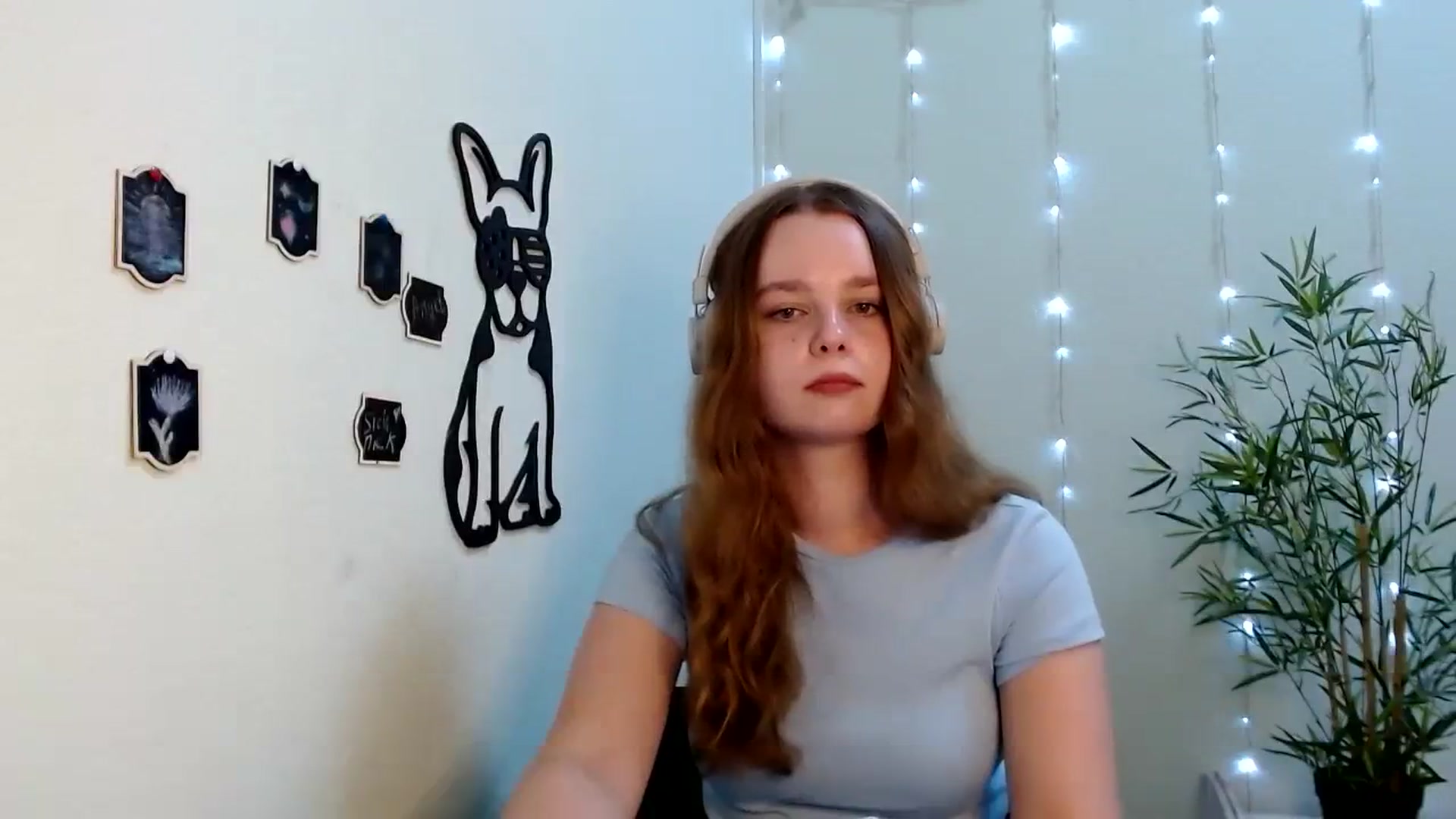 Gallery image thumbnail from Cold_Moon's myfreecams stream on, 08/03/2023, 11:56 image 14 of 20