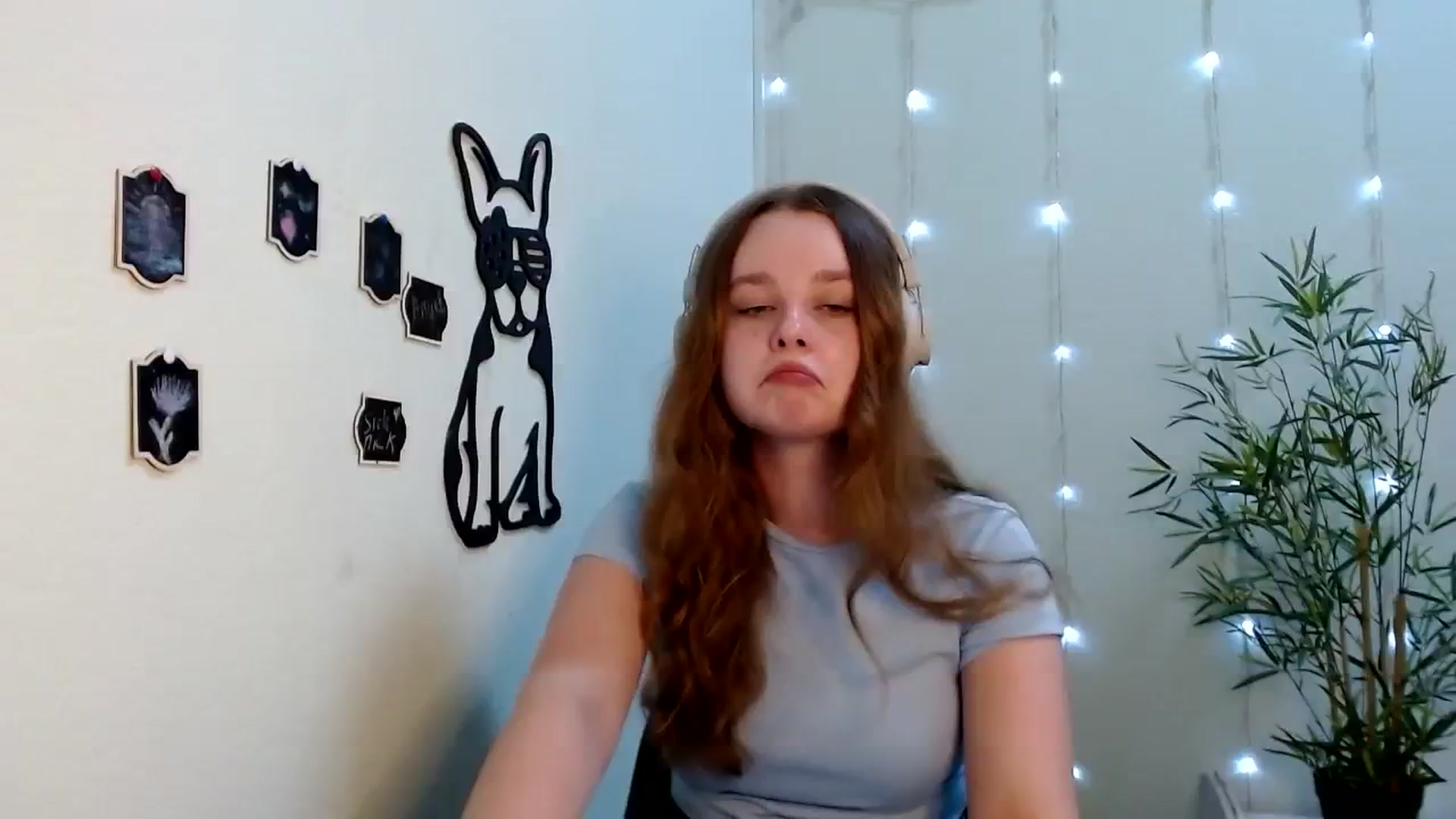 Gallery image thumbnail from Cold_Moon's myfreecams stream on, 08/03/2023, 11:56 image 1 of 20