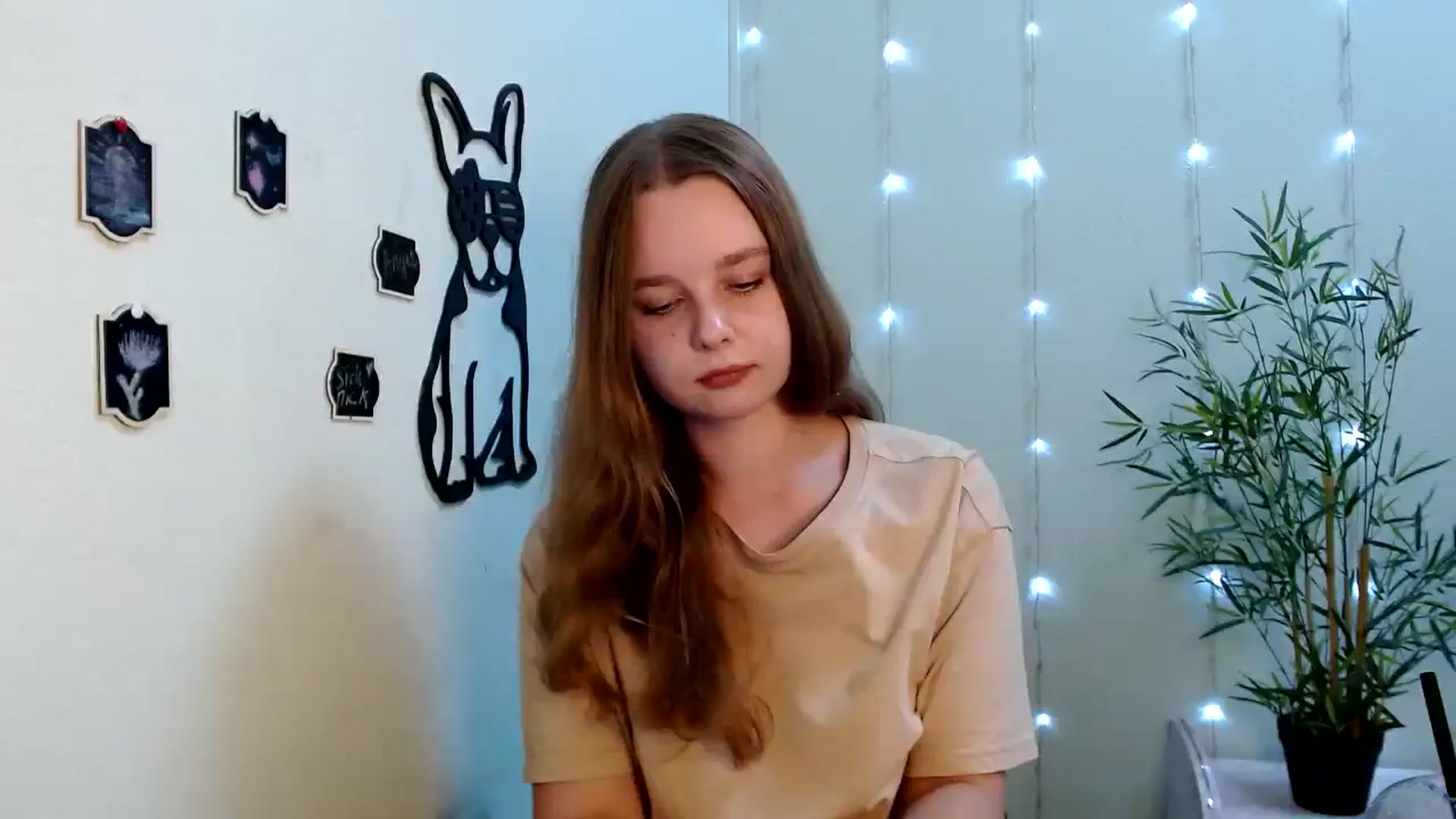 Gallery image thumbnail from Cold_Moon's myfreecams stream on, 08/17/2023, 11:57 image 15 of 20