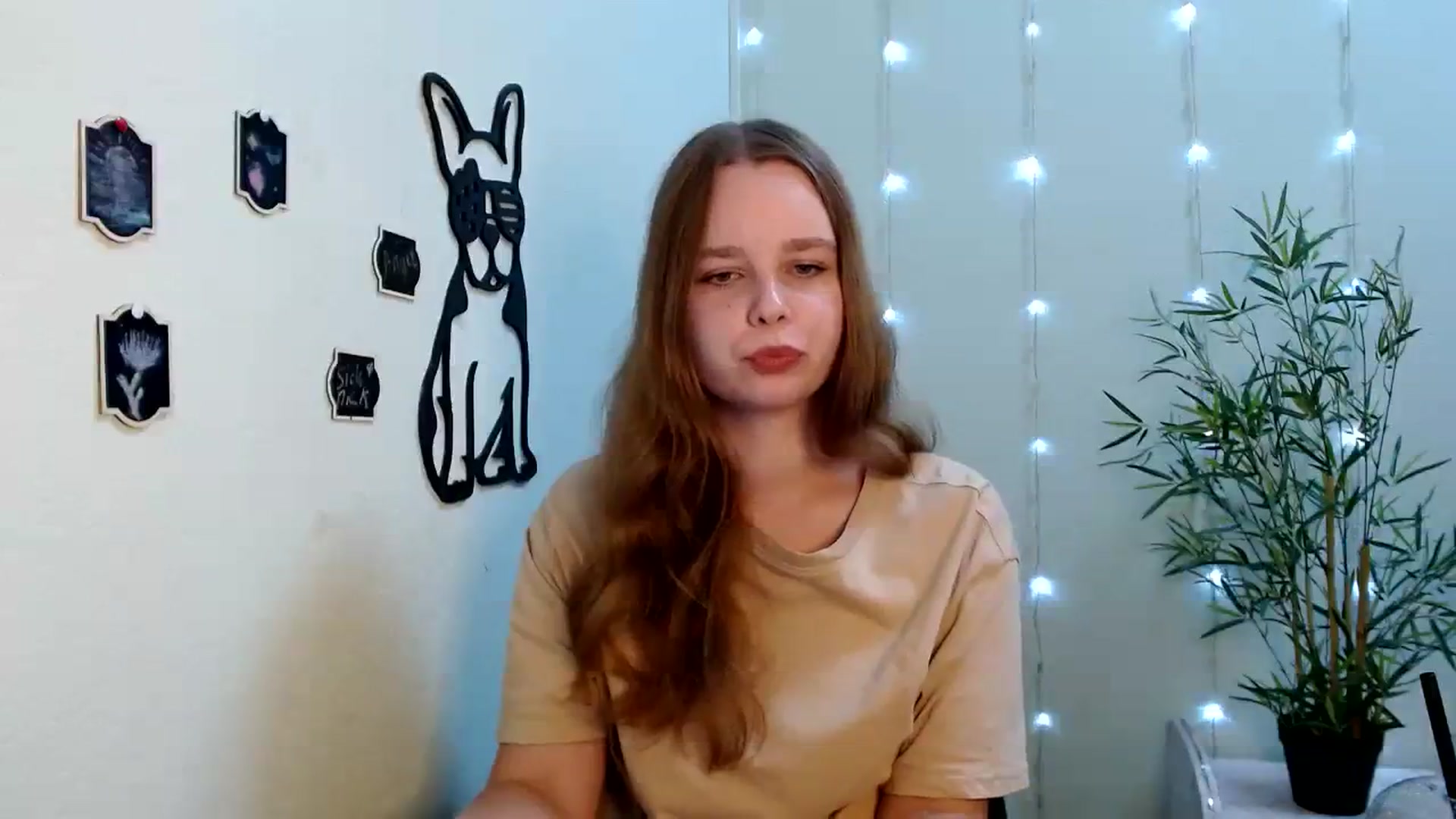 Gallery image thumbnail from Cold_Moon's myfreecams stream on, 08/17/2023, 11:57 image 17 of 20