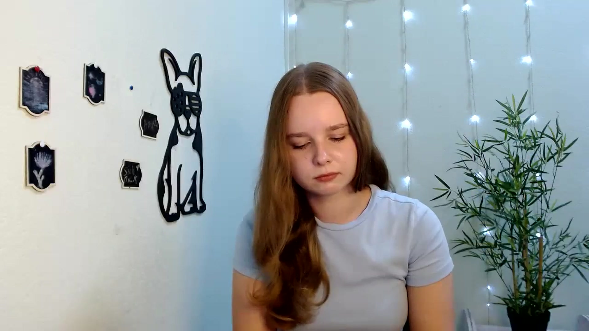 Gallery image thumbnail from Cold_Moon's myfreecams stream on, 08/21/2023, 11:08 image 9 of 20