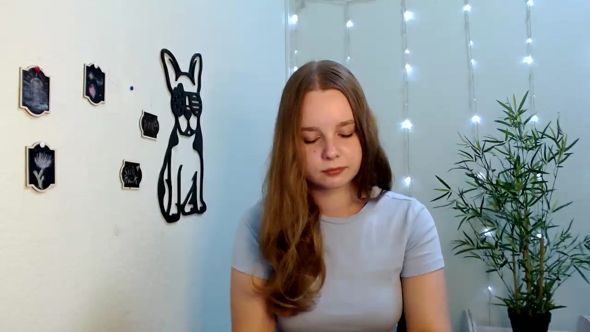 Gallery image thumbnail from Cold_Moon's myfreecams stream on, 08/21/2023, 11:08 image 5 of 20