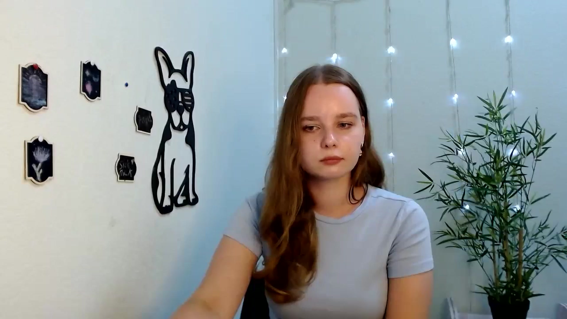 Gallery image thumbnail from Cold_Moon's myfreecams stream on, 08/21/2023, 11:08 image 18 of 20