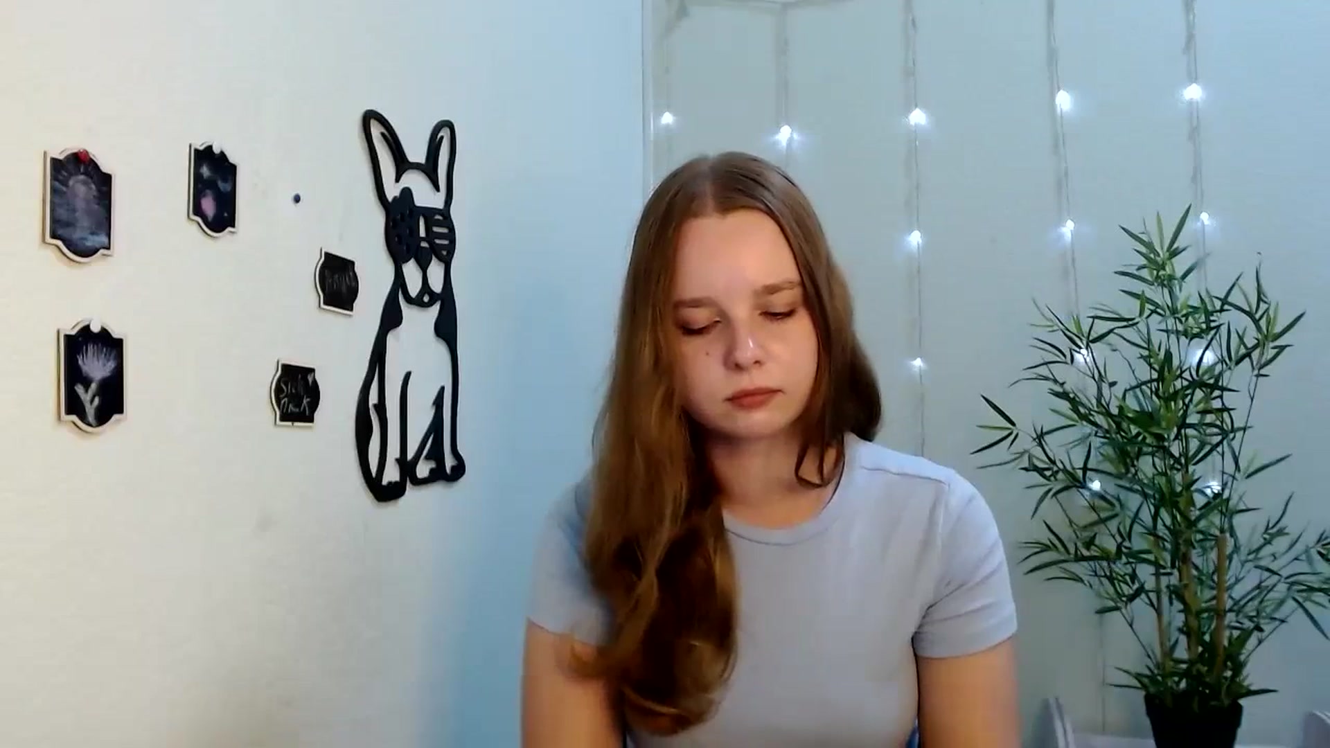 Gallery image thumbnail from Cold_Moon's myfreecams stream on, 08/21/2023, 11:08 image 16 of 20