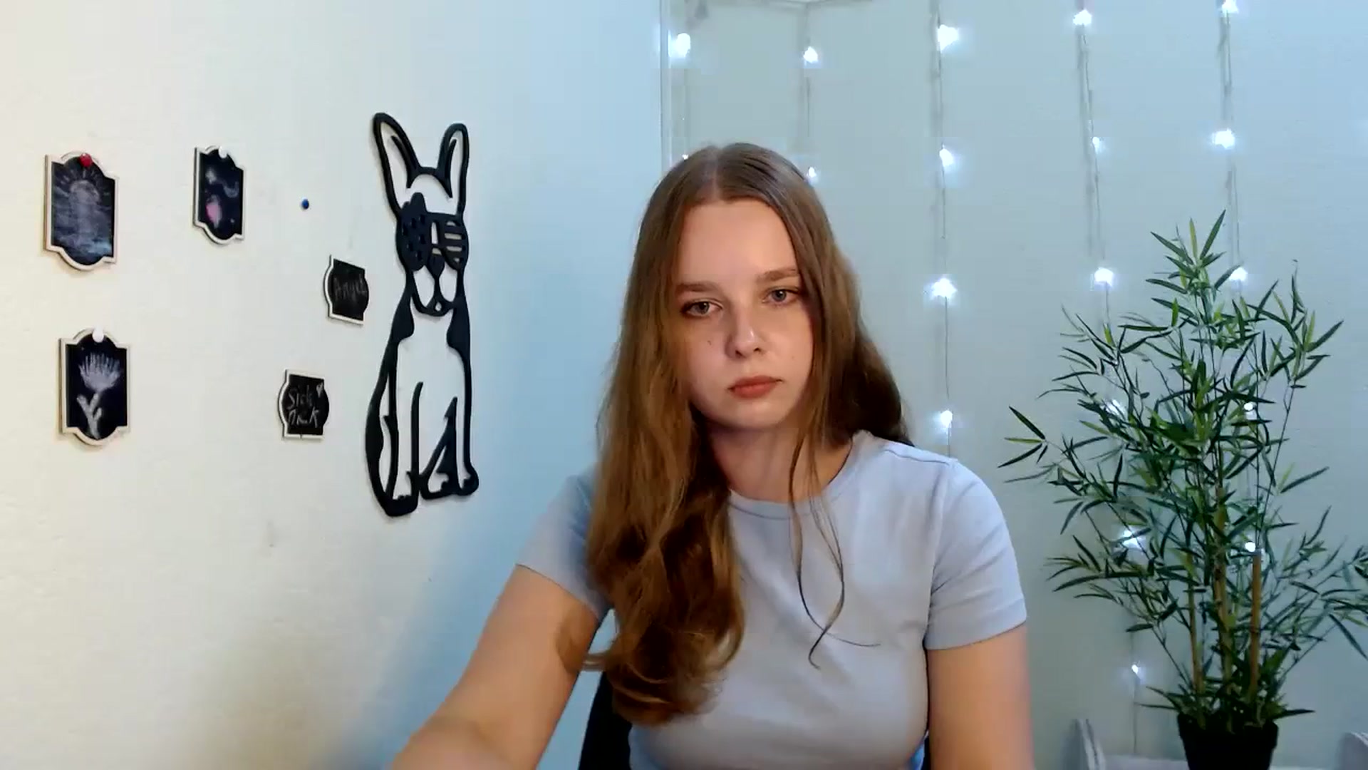 Gallery image thumbnail from Cold_Moon's myfreecams stream on, 08/21/2023, 11:08 image 7 of 20