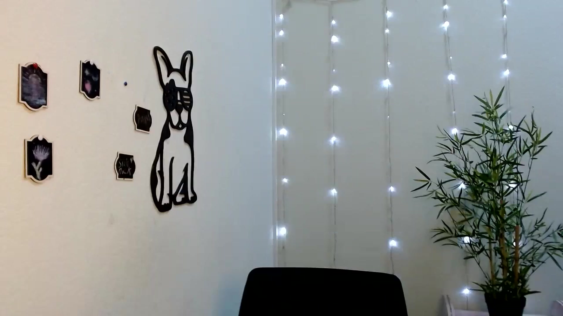 Gallery image thumbnail from Cold_Moon's myfreecams stream on, 08/21/2023, 12:37 image 2 of 20