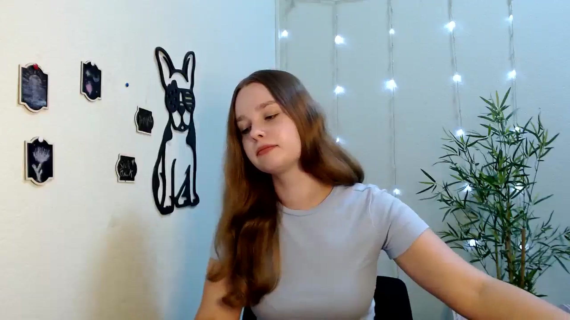 Gallery image thumbnail from Cold_Moon's myfreecams stream on, 08/21/2023, 12:37 image 5 of 20