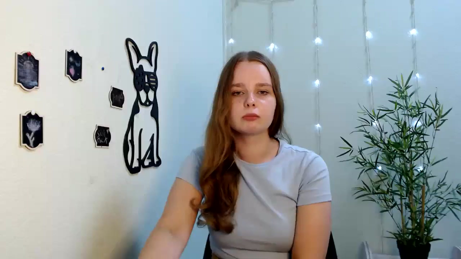 Gallery image thumbnail from Cold_Moon's myfreecams stream on, 08/21/2023, 12:37 image 17 of 20