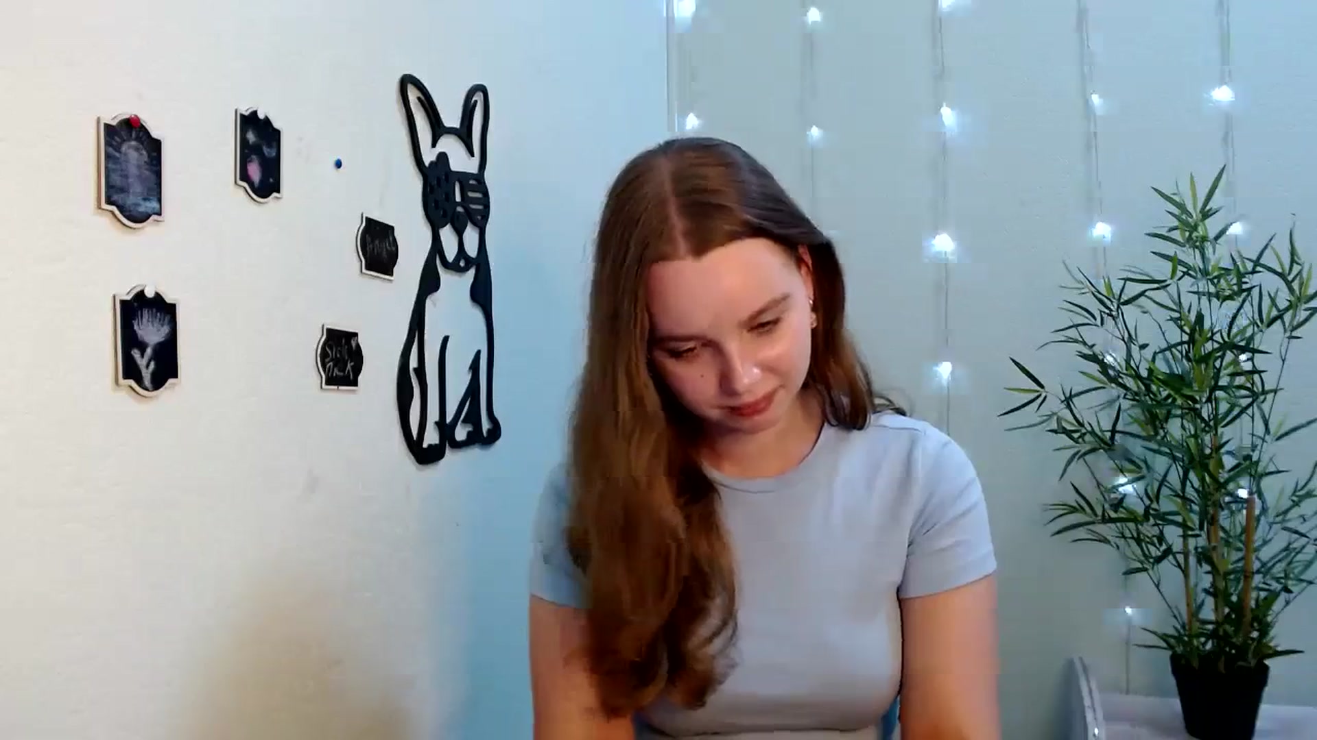Gallery image thumbnail from Cold_Moon's myfreecams stream on, 08/21/2023, 13:02 image 17 of 20