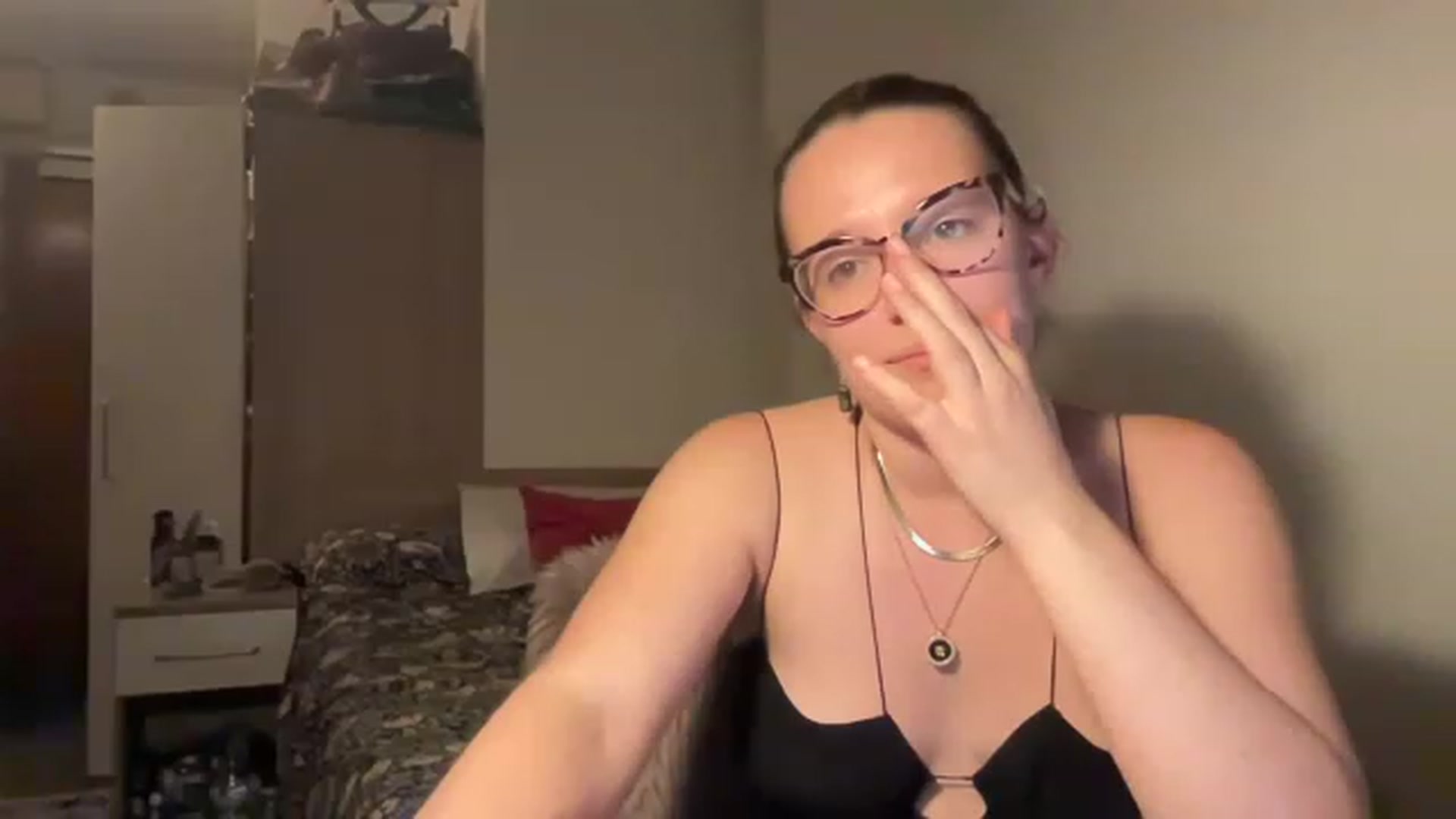 Gallery image thumbnail from CollegeRosiee's myfreecams stream on, 11/17/2022, 09:59 image 9 of 20