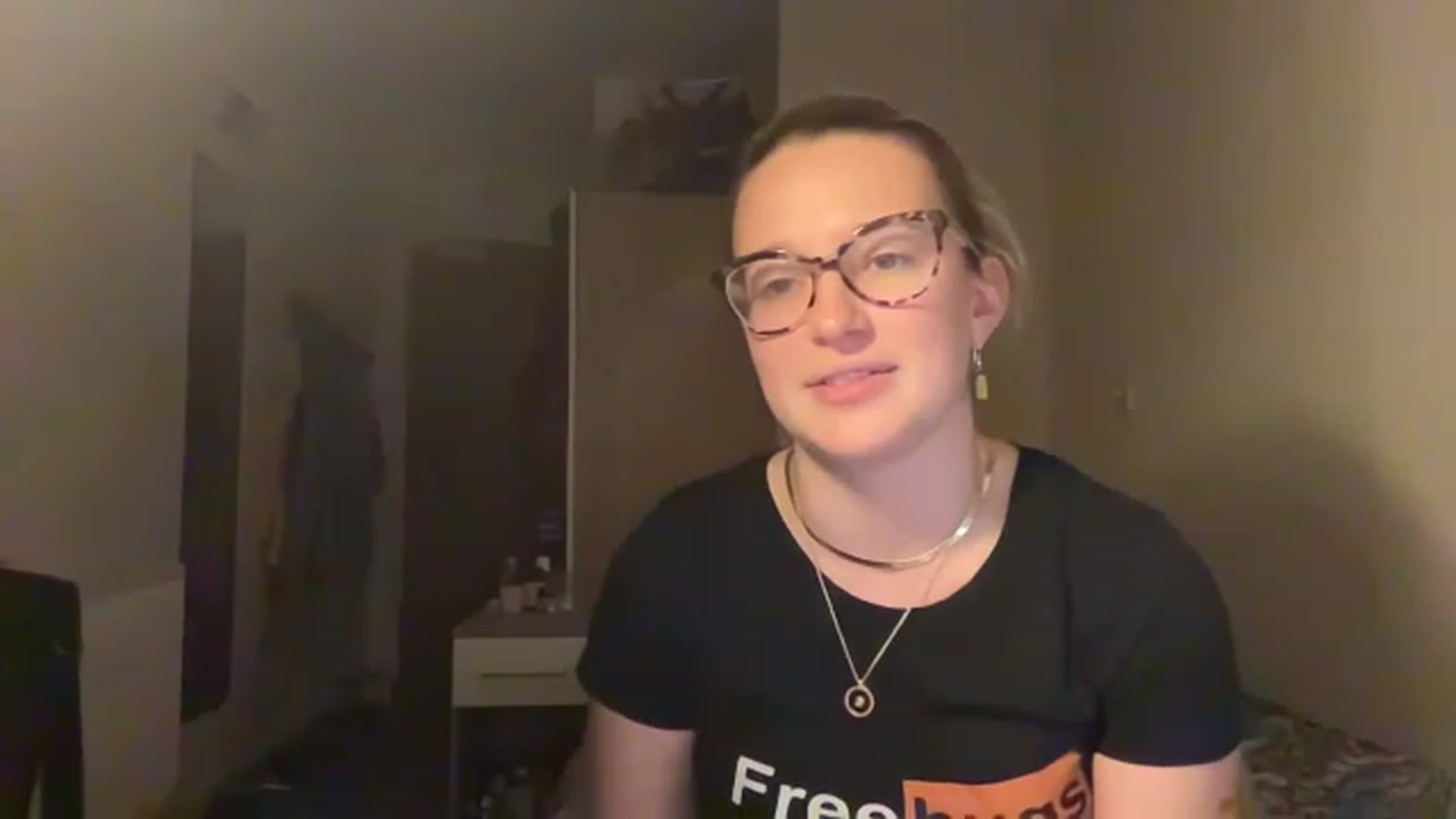Gallery image thumbnail from CollegeRosiee's myfreecams stream on, 11/20/2022, 23:06 image 10 of 20