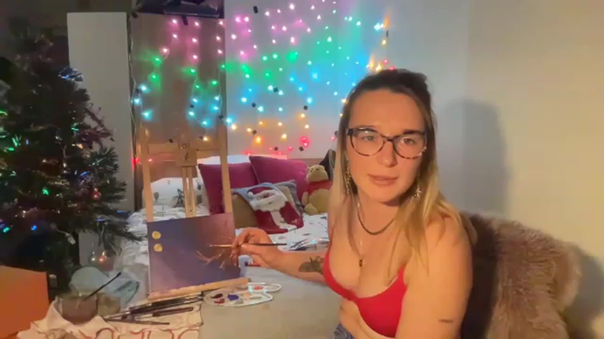 Gallery image thumbnail from CollegeRosiee's myfreecams stream on, 12/17/2022, 23:47 image 17 of 20