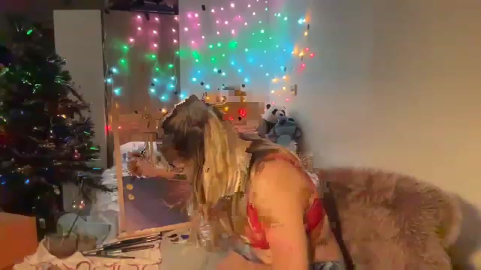 Gallery image thumbnail from CollegeRosiee's myfreecams stream on, 12/17/2022, 23:47 image 20 of 20