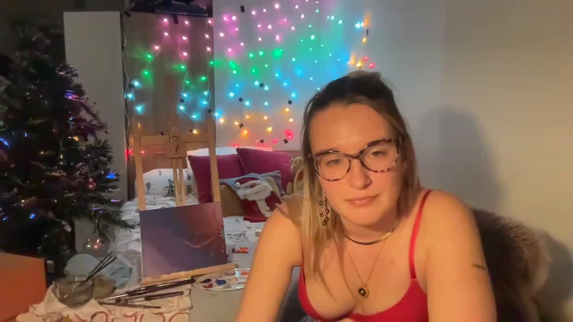 Gallery image thumbnail from CollegeRosiee's myfreecams stream on, 12/17/2022, 23:47 image 11 of 20