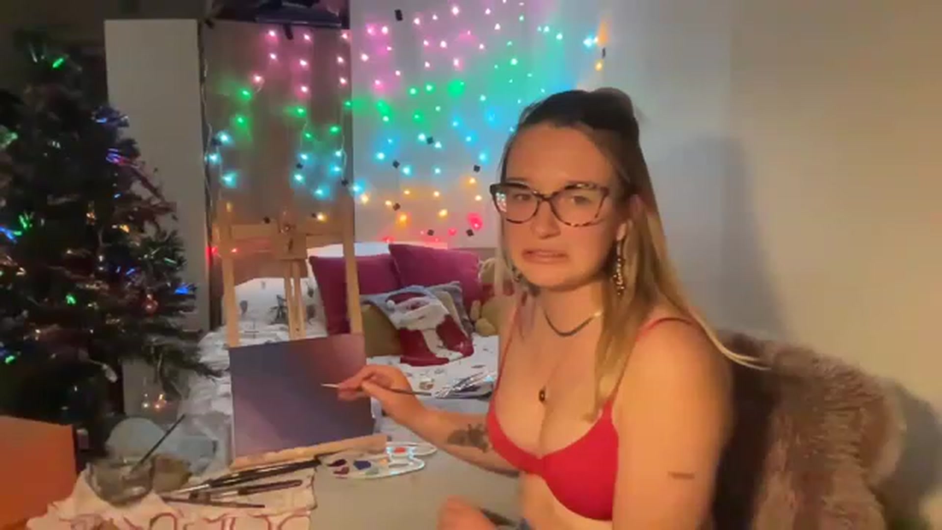 Gallery image thumbnail from CollegeRosiee's myfreecams stream on, 12/17/2022, 23:47 image 7 of 20