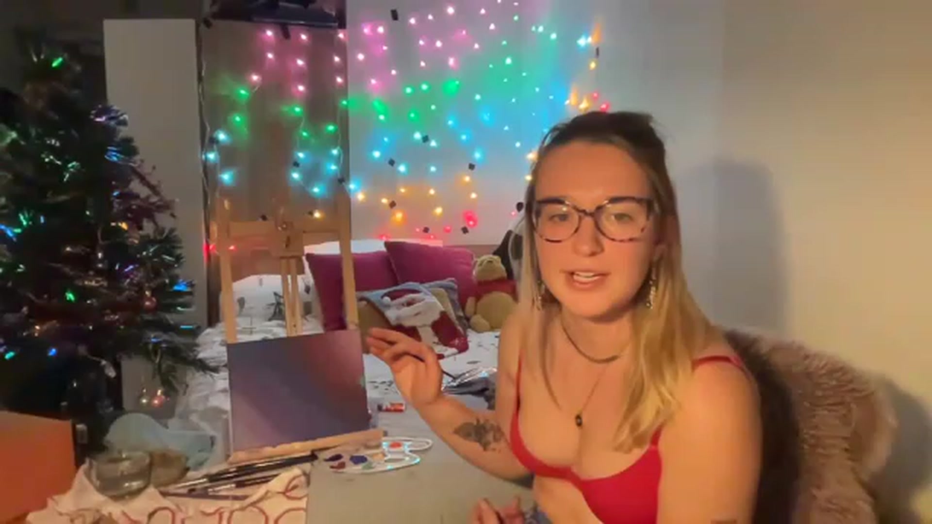 Gallery image thumbnail from CollegeRosiee's myfreecams stream on, 12/17/2022, 23:47 image 5 of 20