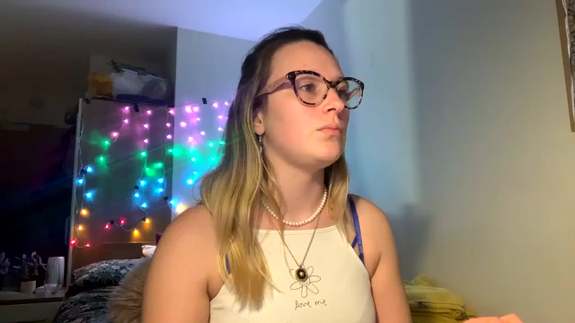 Gallery image thumbnail from CollegeRosiee's myfreecams stream on, 01/30/2023, 20:34 image 10 of 20