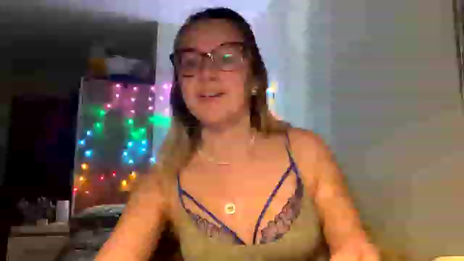 Gallery image thumbnail from CollegeRosiee's myfreecams stream on, 02/01/2023, 21:06 image 20 of 20