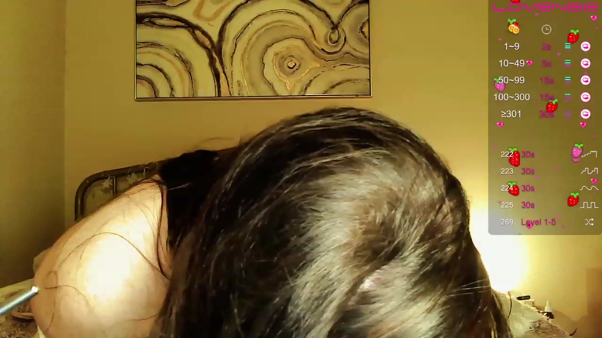 Gallery image thumbnail from ComradeMimi's myfreecams stream on, 12/25/2022, 10:26 image 2 of 20