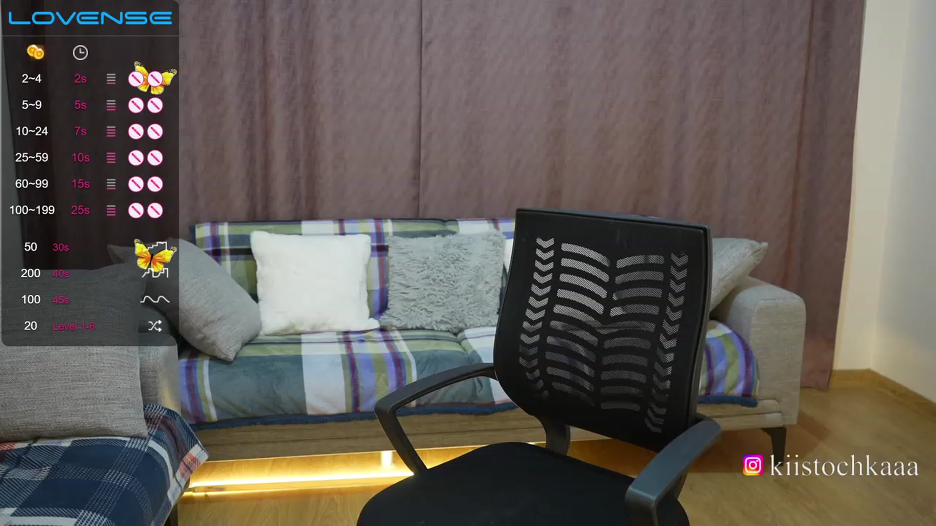 Gallery image thumbnail from Constanciia's myfreecams stream on, 11/18/2022, 18:47 image 6 of 20