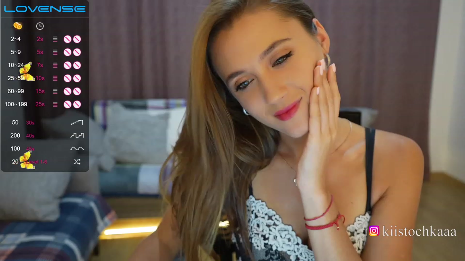 Gallery image thumbnail from Constanciia's myfreecams stream on, 11/22/2022, 21:47 image 11 of 20
