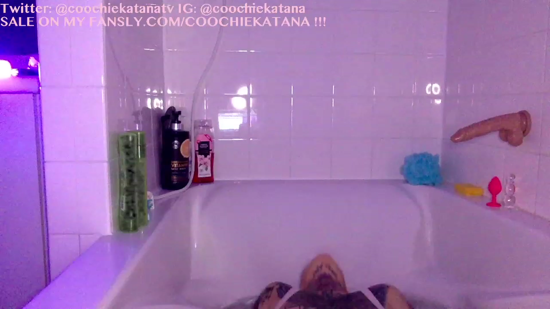 Gallery image thumbnail from CoochieKatana's myfreecams stream on, 06/05/2023, 02:50 image 12 of 20