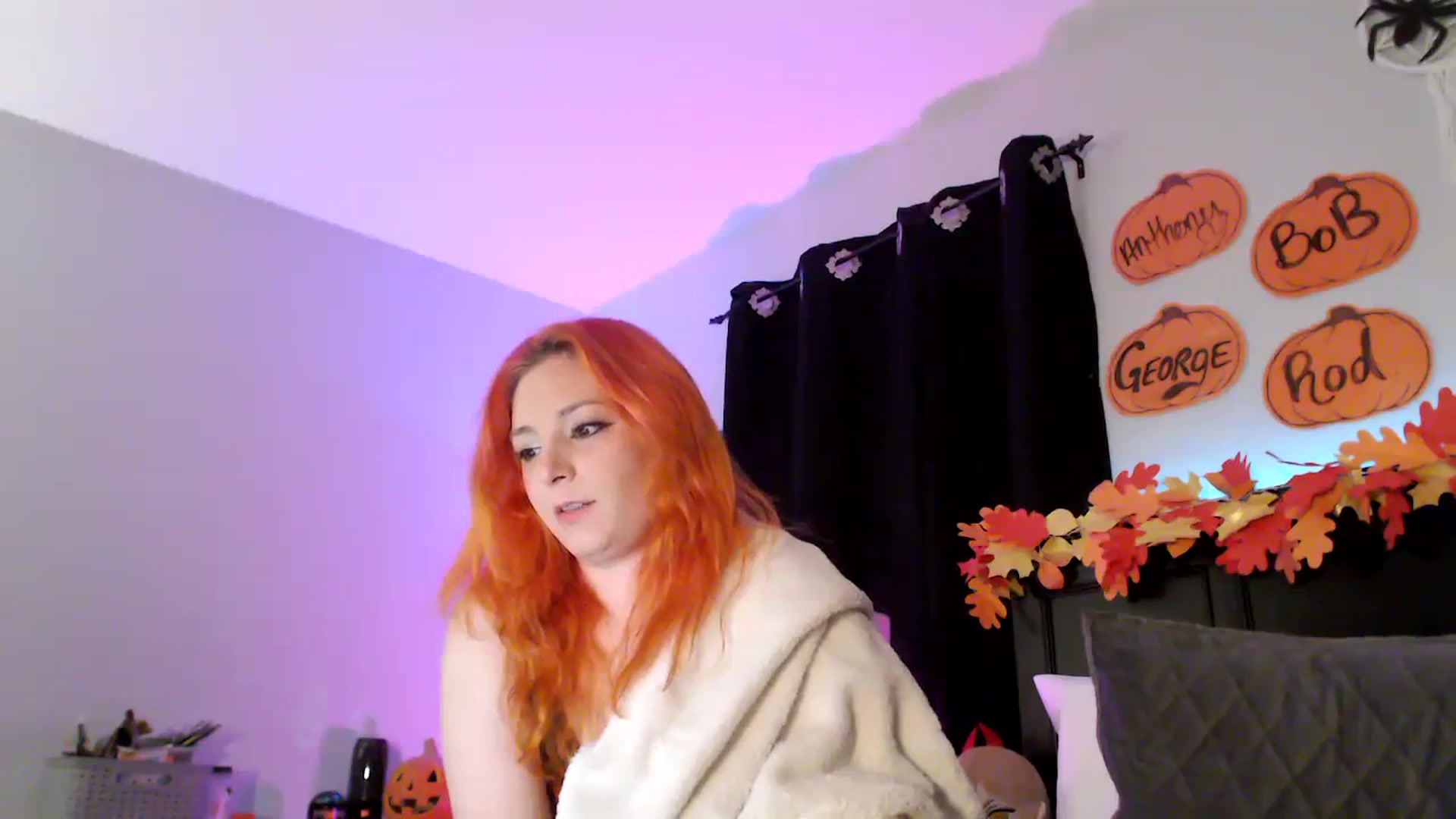 Gallery image thumbnail from CookieCapone's myfreecams stream on, 10/31/2023, 05:37 image 12 of 20