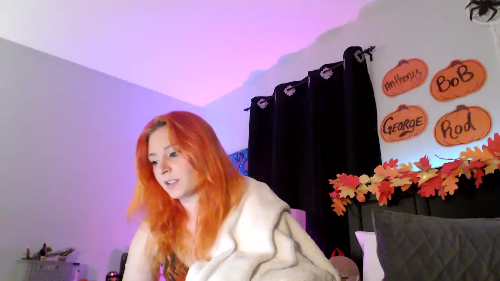 Gallery image thumbnail from CookieCapone's myfreecams stream on, 10/31/2023, 05:37 image 13 of 20