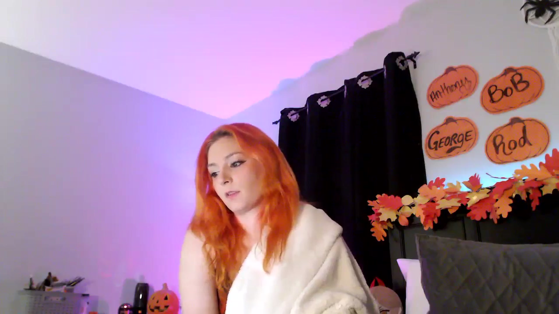 Gallery image thumbnail from CookieCapone's myfreecams stream on, 10/31/2023, 05:37 image 11 of 20