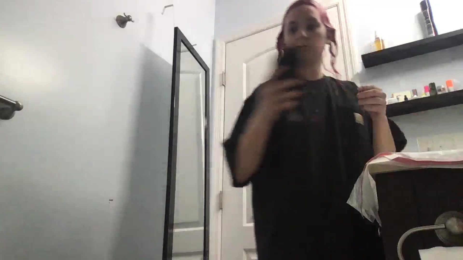 Gallery image thumbnail from CookieCapone's myfreecams stream on, 11/03/2023, 06:05 image 18 of 20