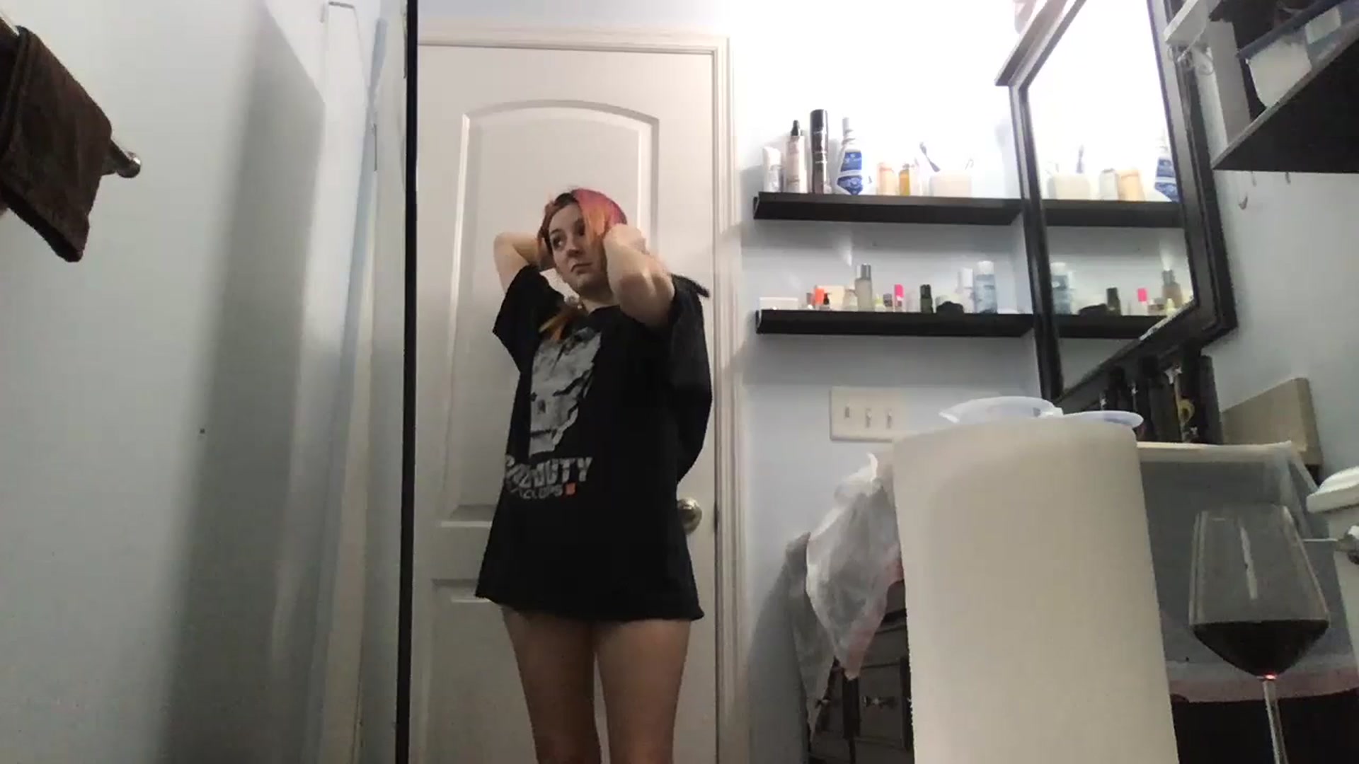 Gallery image thumbnail from CookieCapone's myfreecams stream on, 12/13/2023, 07:29 image 5 of 20
